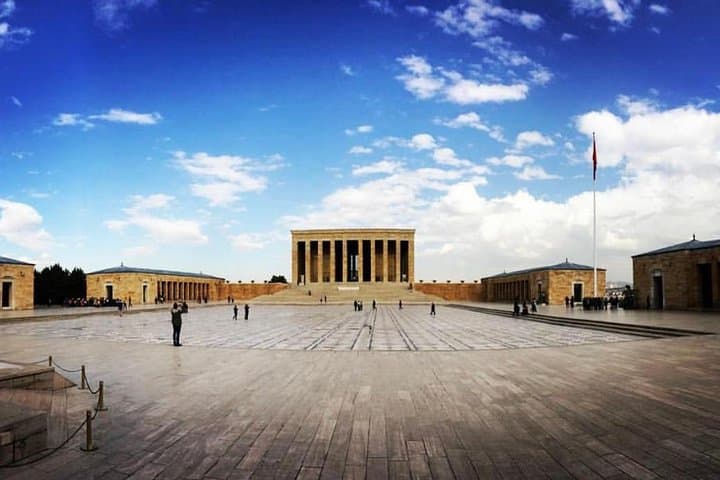 6-Day Western Anatolia: Istanbul, Cappadocia & Pamukkale Highlights photo 3
