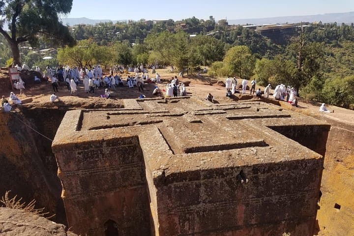 Exploring Lalibela's Rock-Hewn Churches: One-Day Tour, Villages & Coffee Ceremony photo 1