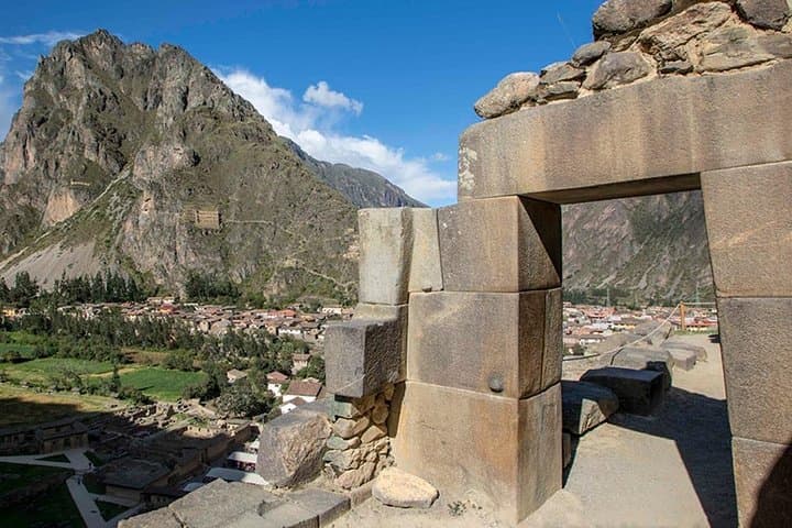 Sacred Valley Private Day Tour: Pisac, Urubamba, Ollantaytambo & Chinchero photo 3