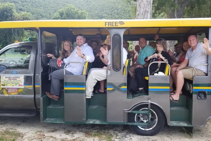 St. Thomas Private Island Tour: Magen's Bay, Charlotte Amalie & Secret Harbor photo 3