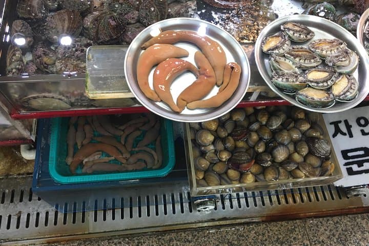 Private Busan Tour: Gamcheon Culture Village & Beomeosa Temple (Customizable) photo 3