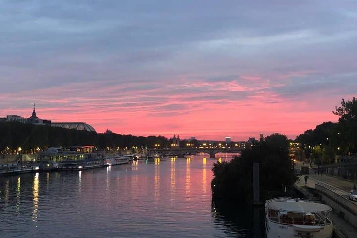 Dawn Running Tour in Paris — See 10 Historic Sights on a 2‑Hour Morning Run photo 2