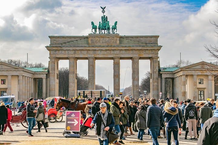 Majestic Berlin Mitte Walking Tour with a Local photo 2