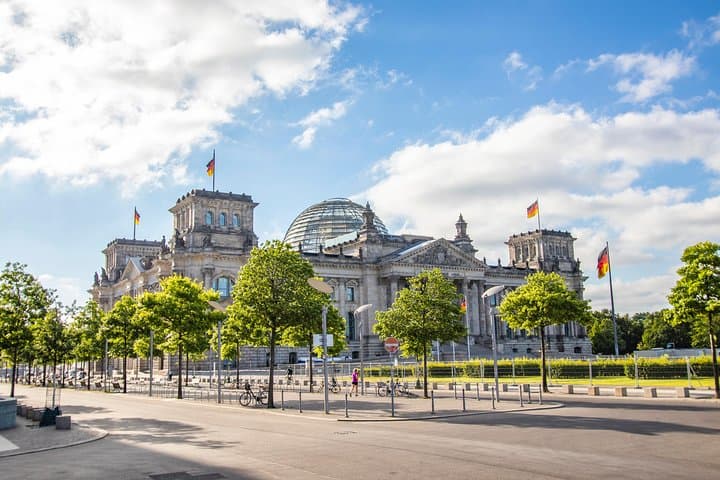 Majestic Berlin Mitte Walking Tour with a Local photo 6