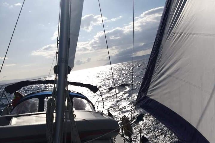 Sail the Dalmatian Islands: Day Trip from Tučepi to Hvar and Brač