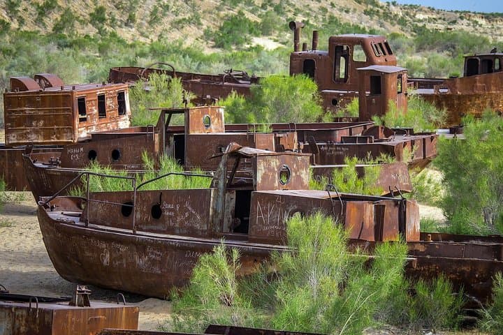 Muynak Ship Cemetery Day Tour from Nukus: Visit the Aral Sea's Abandoned Fleet photo 5