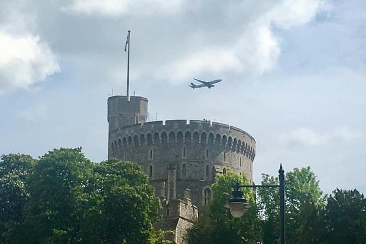 Heathrow to Dover via Windsor Castle – Private Airport Transfer with Castle Visit photo 2