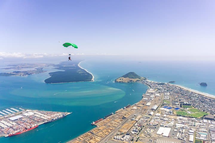 15,000ft Tandem Skydive Over Bay of Plenty: Tauranga Freefall & Scenic Flight photo 1