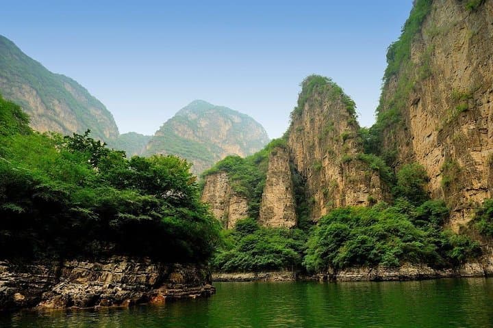 Private 2-Day Beijing Tour: Mutianyu Great Wall & Longqing Gorge photo 6