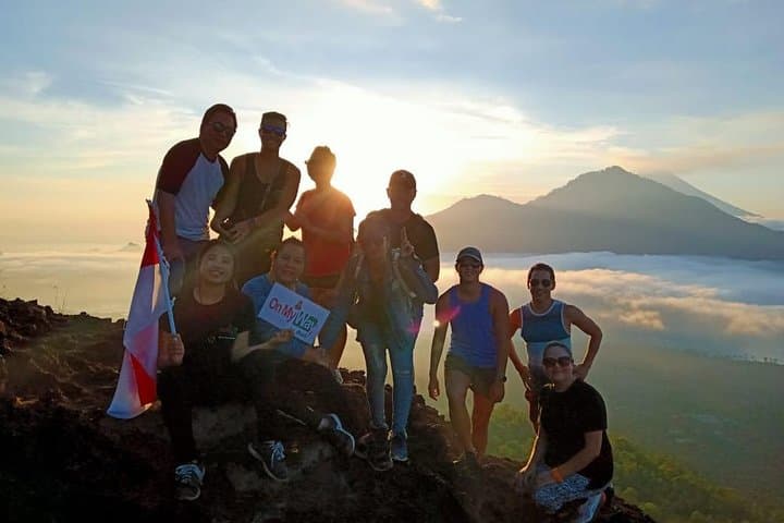 Mount Batur Sunrise Trek: Toyabungkah Summit and Crater Rim Experience photo 6