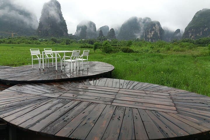 4-Day Yangshuo and Guilin Private Tour — Li River Bamboo Rafting, Silver Cave & Xianggong Hill photo 2