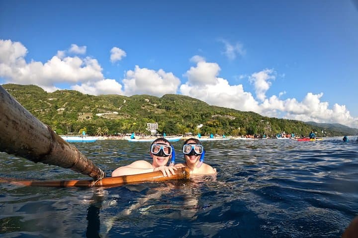 Cebu Whale Sharks, Sumilon Whitesand & Kawasan Falls Day Trip photo 4