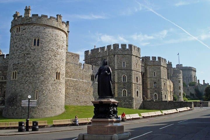 Southampton to London via Stonehenge & Windsor — Post-Cruise Private Transfer photo 3