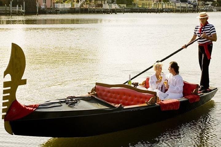 Private Walking and Gondola Tour in Venice — St. Mark's to Secret Canals