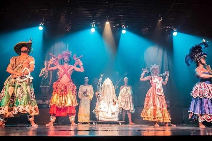 Ginga Tropical Show & Samba Class in Leblon — Dinner, Samba and Rio's Rhythms photo 4
