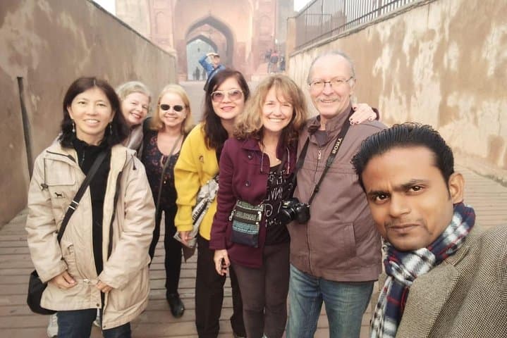 Agra Taj Mahal Sunrise Private Day Tour from Delhi photo 4