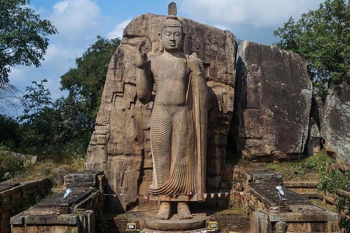 Aukana & Anuradhapura Private Day Tour from Colombo — Ancient City Highlights photo 2