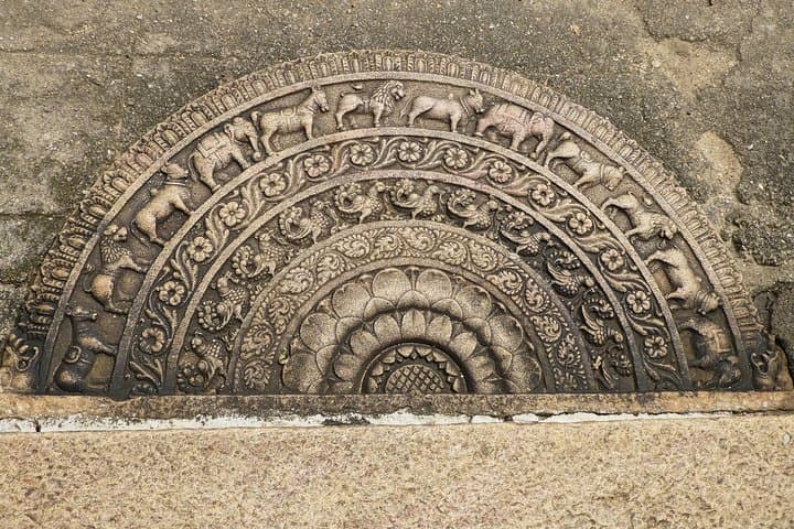 Aukana & Anuradhapura Ancient City Day Tour from Negombo photo 4