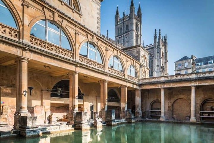 Private Day Trip: Windsor Castle, Stonehenge & Bath from London photo 4