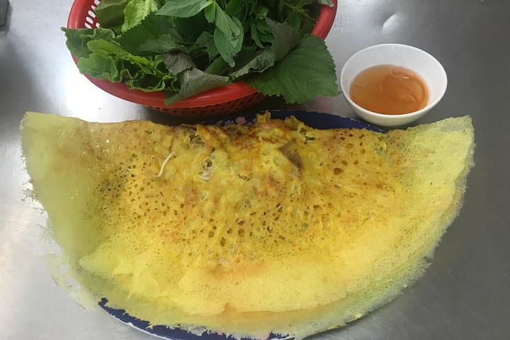 Ho Chi Minh Street Food Tour with Local Students — Half-Day Motorbike Alley Eats photo 4