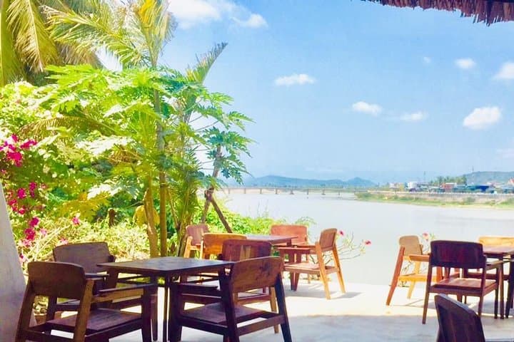 Nha Trang Pedicab City Tour: 3‑Hour Ride to Cathedral, Market & Hilltop Buddha photo 5