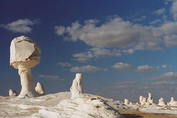 White Desert Two-Day Flight Tour from Hurghada — Bahariya, Black & White Deserts photo 4