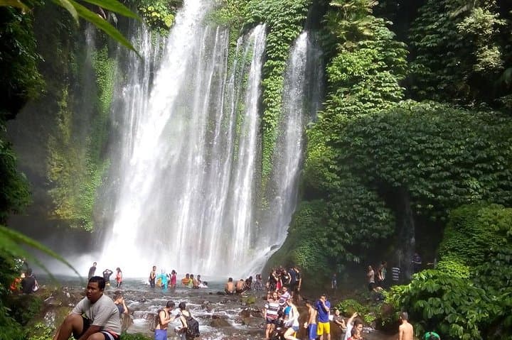 Senaru Waterfalls: Sendang Gile & Tiu Kelep Private Day Tour in Lombok photo 2