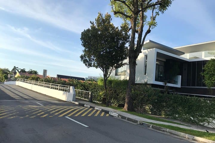 Heartlands Morning Run in Singapore — Jog & Talk 'Authentic Singapore' Experience photo 6