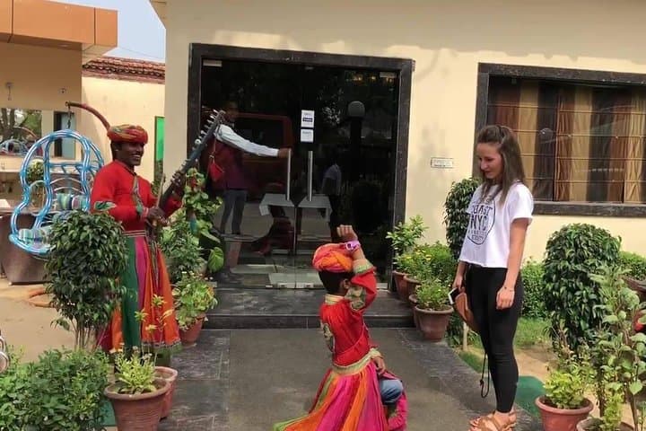 Private Taj Mahal Day Trip from Delhi — Guided Tour with Tickets & Lunch photo 4