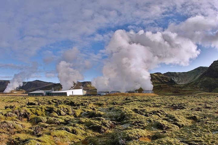 Inside Iceland's Lava: Cave Hike and Hellisheiði Geothermal Visit photo 3