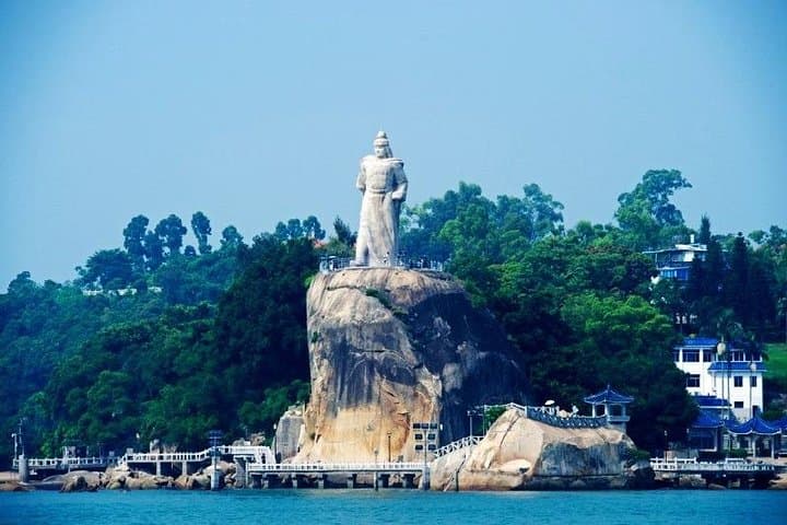 Private Half-Day Xiamen Shore Excursion to Gulangyu Island & Piano Museum photo 5