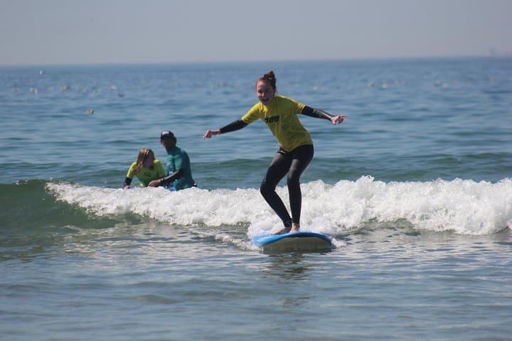 Private Surf Experience to Matosinhos: All-Levels Lesson with Transfer from Porto