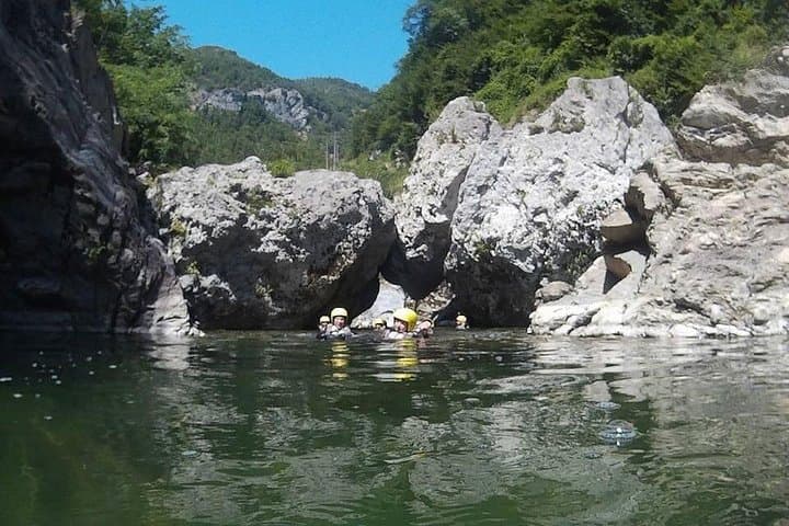 Water Trekking in Val di Lima: Classic River Adventure in Tuscany photo 6