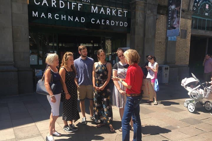 Cardiff Castle to Cardiff Market: 2.5‑Hour Walking & Tasting Tour photo 2