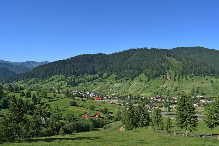 8-Day Romania from Cluj: Castles, Painted Monasteries & the Turda Salt Mine photo 5