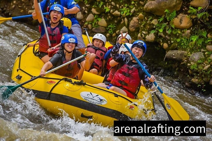 Balsa River White-Water Rafting (Class II–III) from La Fortuna photo 4