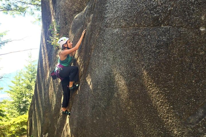 Private Squamish Rock Climbing: Guided Single-Pitch Routes on Granite Monoliths photo 4