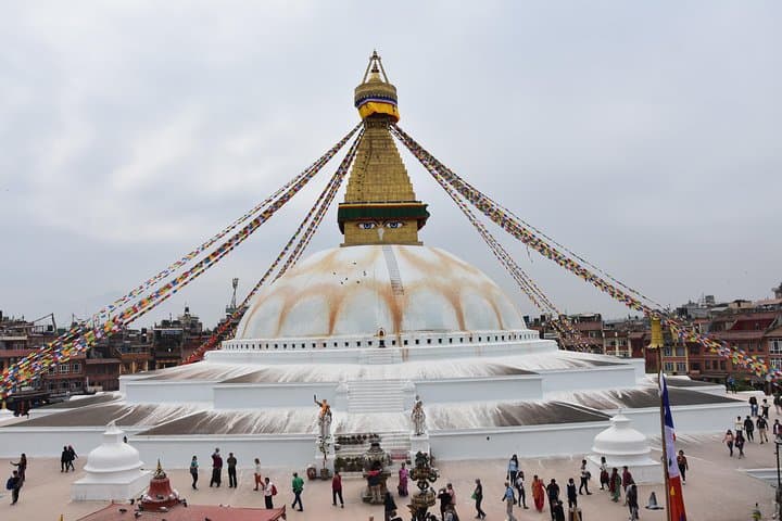 Kathmandu Valley Sightseeing: Boudhanath, Pashupatinath & Swayambhunath photo 3