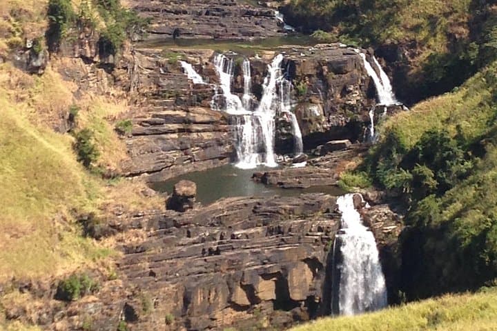 Nuwara Eliya Day Tour from Kandy: Tea Plantations, Waterfalls & Colonial Sights photo 3