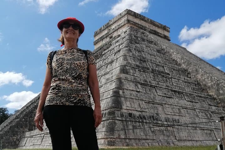 Chichén Itzá Early-Morning Private Tour: Ik-Kil Cenote & Valladolid photo 2
