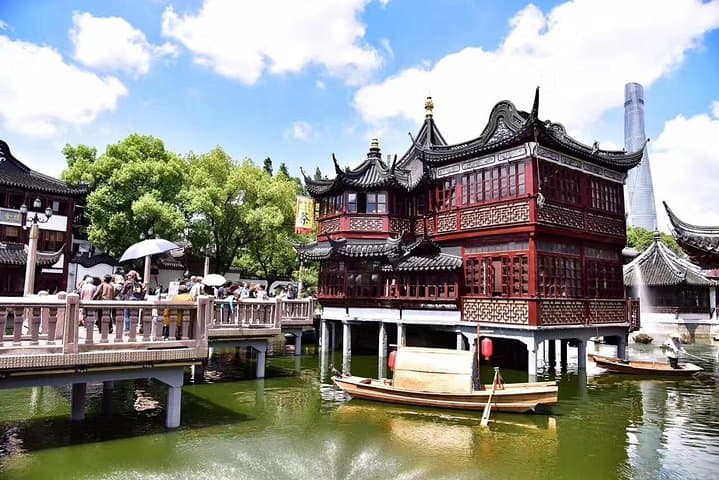 7-Day Private Shanghai, Suzhou and Hangzhou Highlights: Bullet Train City Tour photo 4
