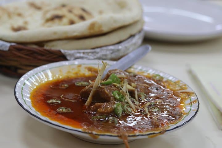 Delhi Culinary Evolution Tour: Old & New Delhi Food History and Iconic Eats