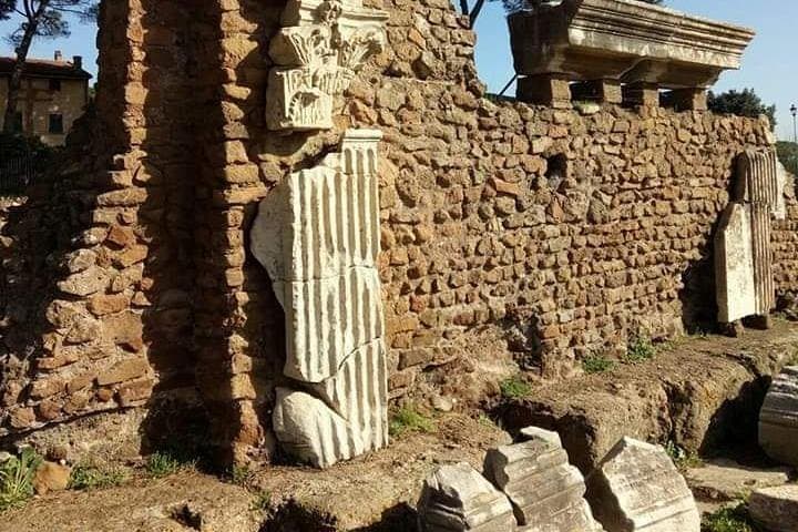 Private Ostia Antica Tour from Rome: Ancient Port Ruins & Seaside Lunch photo 4