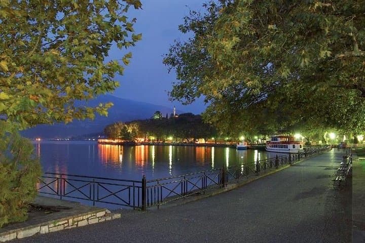 Explore Ioannina and Lake Pamvotis: Half-Day Cultural Lakeside Tour photo 3