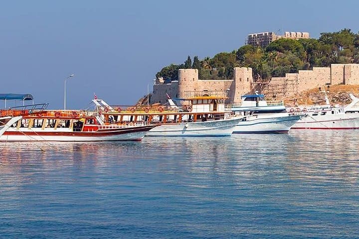 Kusadasi Boat Trip: Bays, Snorkeling & Views to Samos photo 5