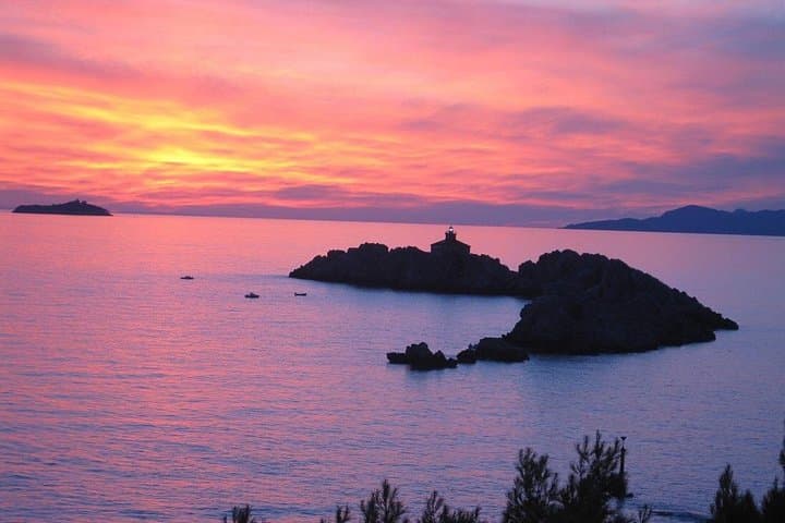 Sunset Speedboat Cruise Along Dubrovnik City Walls and Lokrum photo 2