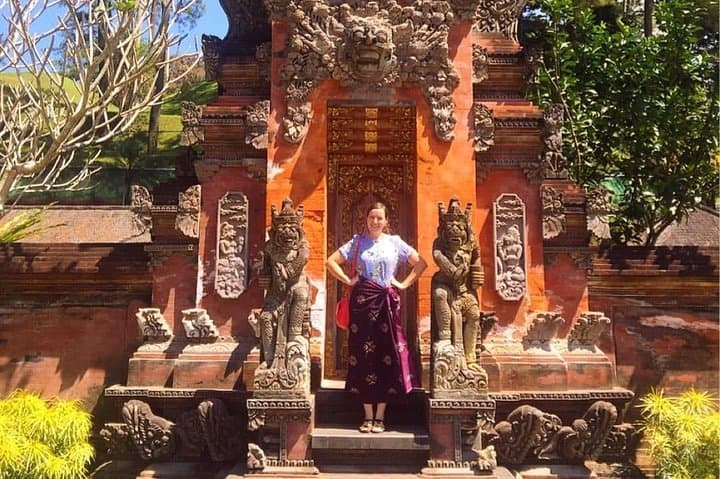 one-day-bali-highlights-ubud-monkey-forest-tirta-empul-and-waterfall