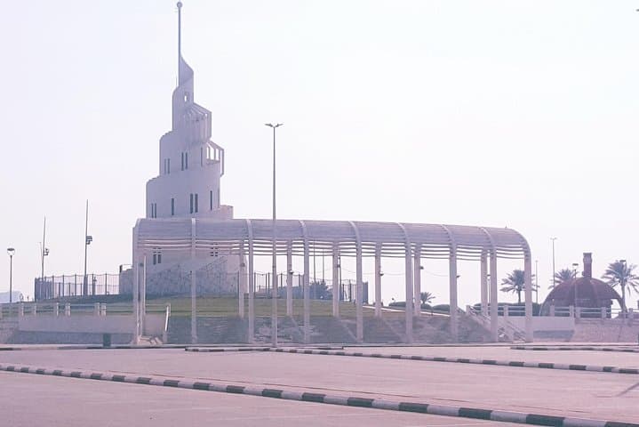 Bahrain to Saudi Arabia Day Tour via King Fahd Causeway — Khobar & Dammam Cultural Drive photo 5