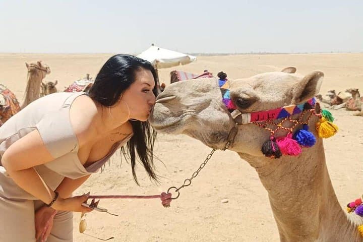 Two-Day Cairo & Giza Highlights: Pyramids, Saqqara, Dahshur & Egyptian Museum