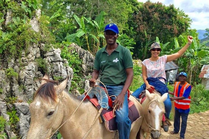 Citadelle Laferrière Sightseeing & Horseback Tour from Cap-Haïtien photo 3